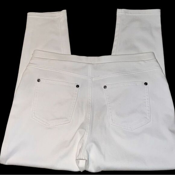 Style &Co white stretchy pull on pants! New - Picture 6 of 7